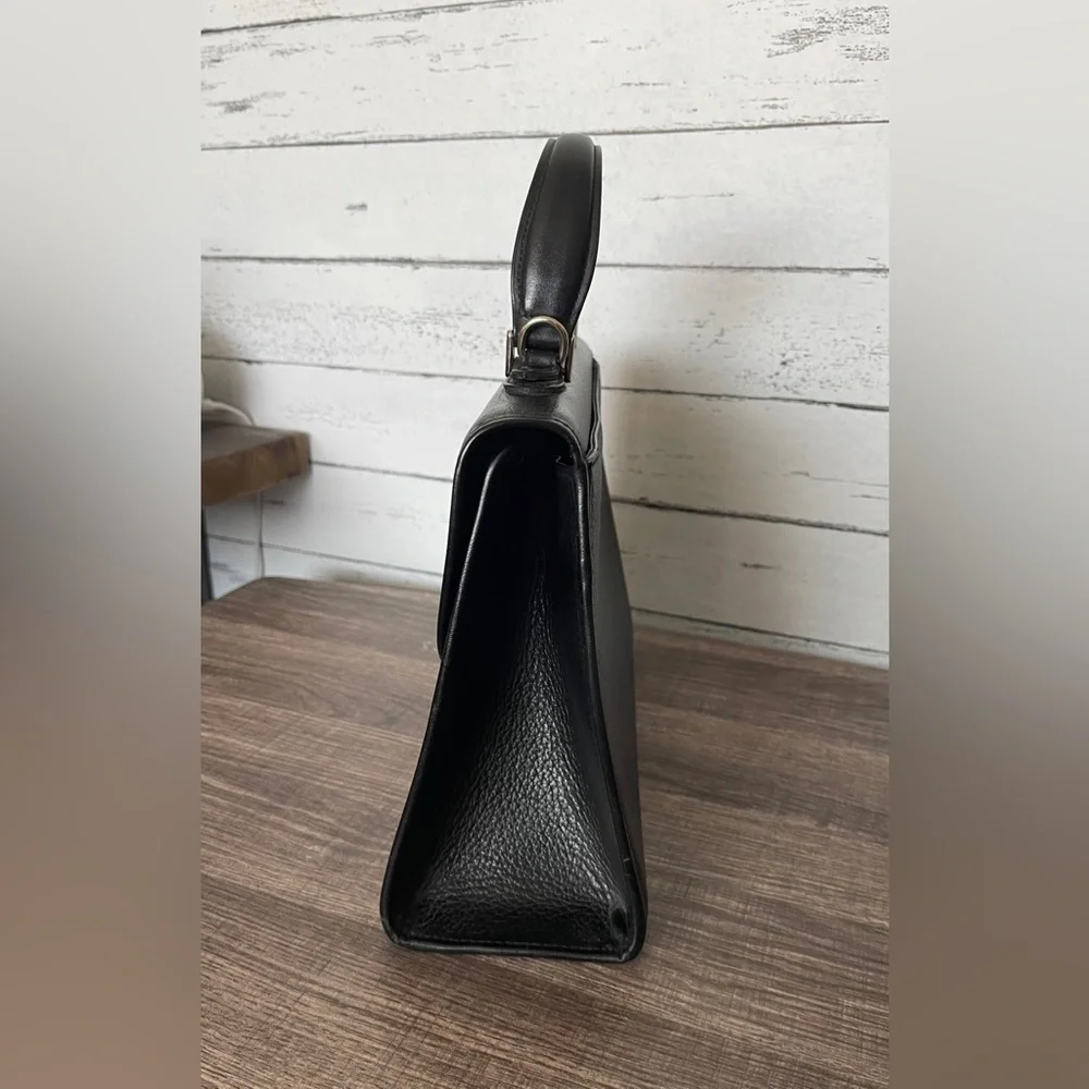 Burberry Vintage Classic Black Leather Top-Handle Satchel Bag - Picture 6 of 15